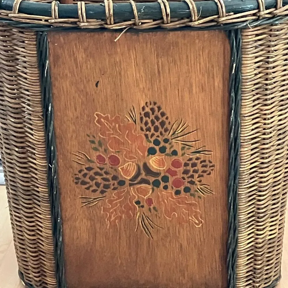 Wicker Basket Trash Basket